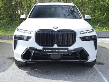 BMW X7 - 3