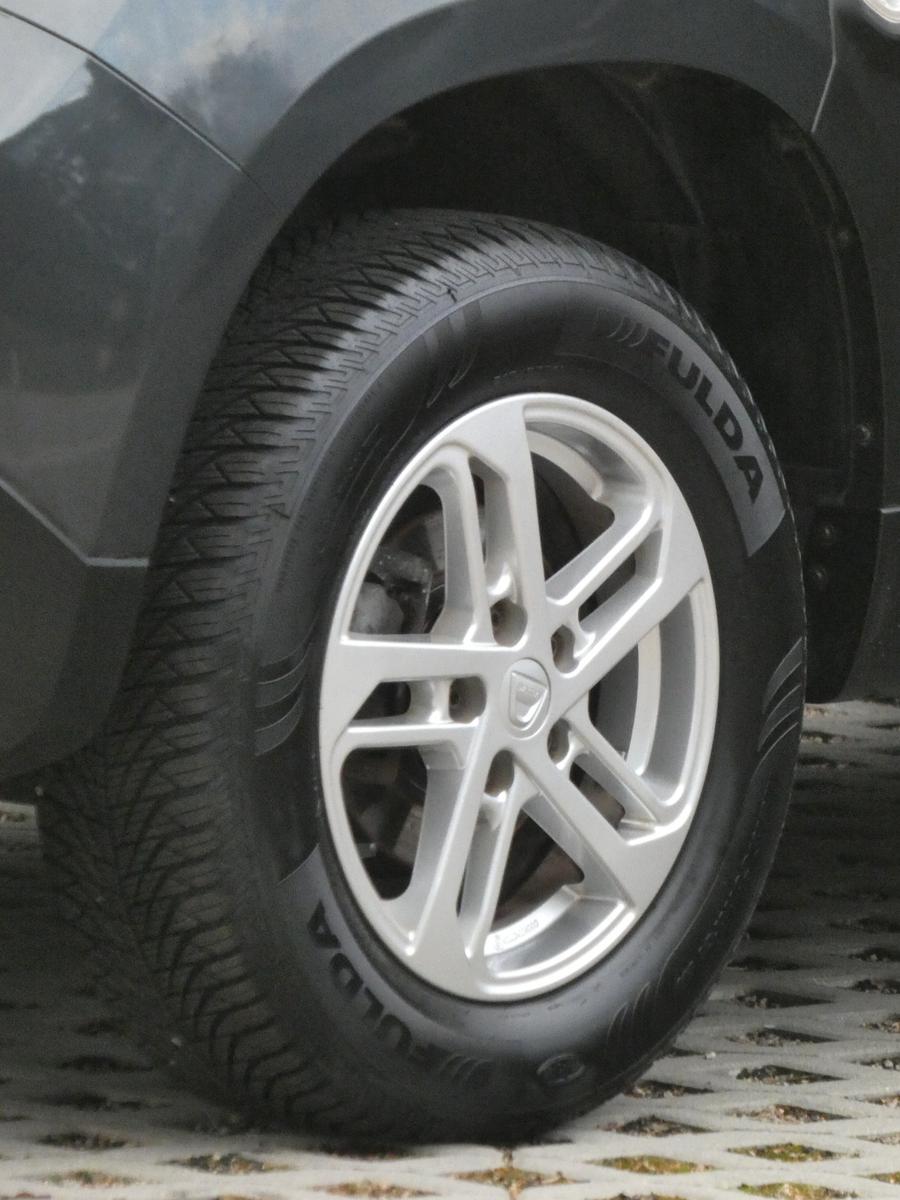 Dacia Duster 1,6 SCe Comfort/SitzHZG/PDC/LMF