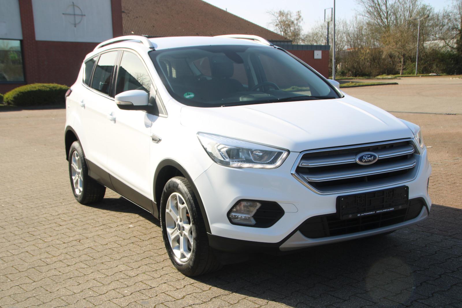 Ford Kuga Cool&Connect Navi Tempomat Klima CarPlay