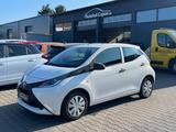 Toyota Aygo AYGO x/Klima/1.Ha/5Tür/Eu6/ZV/AUX/TÜV 12.25 - Toyota: Limousine, Aygo