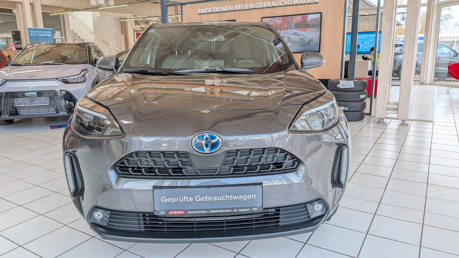 Fahrzeugabbildung Toyota Yaris Cross Team Deutschland Rückfahrkamera