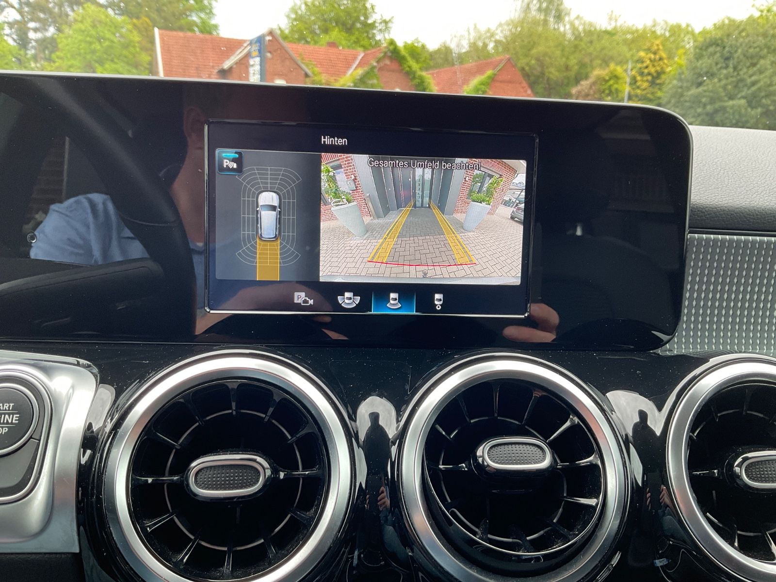 Fahrzeugabbildung Mercedes-Benz GLB 200 DCT,AHK,Navi,Kamera,GJR,LED