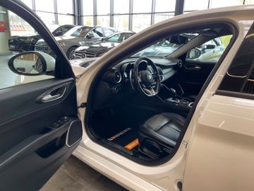 Alfa Romeo Giulia 2,2 JTDM Executive *BI-XENON*ACC*AHK*LED*