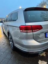 Volkswagen Passat Alltrack 2.0 TDI SCR 176kW DSG 4MOT A... - silberne Volkswagen Passat Alltrack