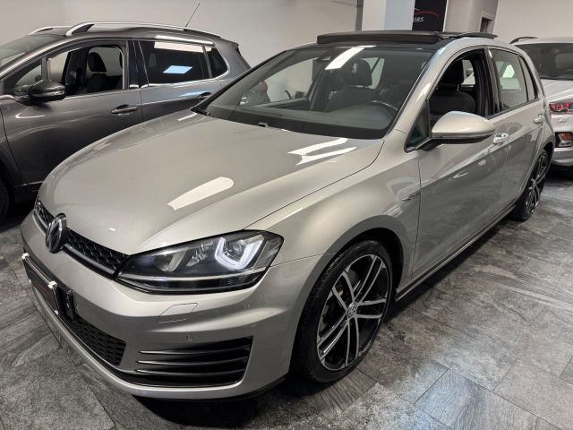 Volkswagen Golf GTD 2.0 TDI 184CV DSG TETTO