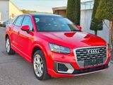 Audi Q2 sport Schiebedach, Temp.Ahk. Navi PDC Top! - : Geländewagen, Sport