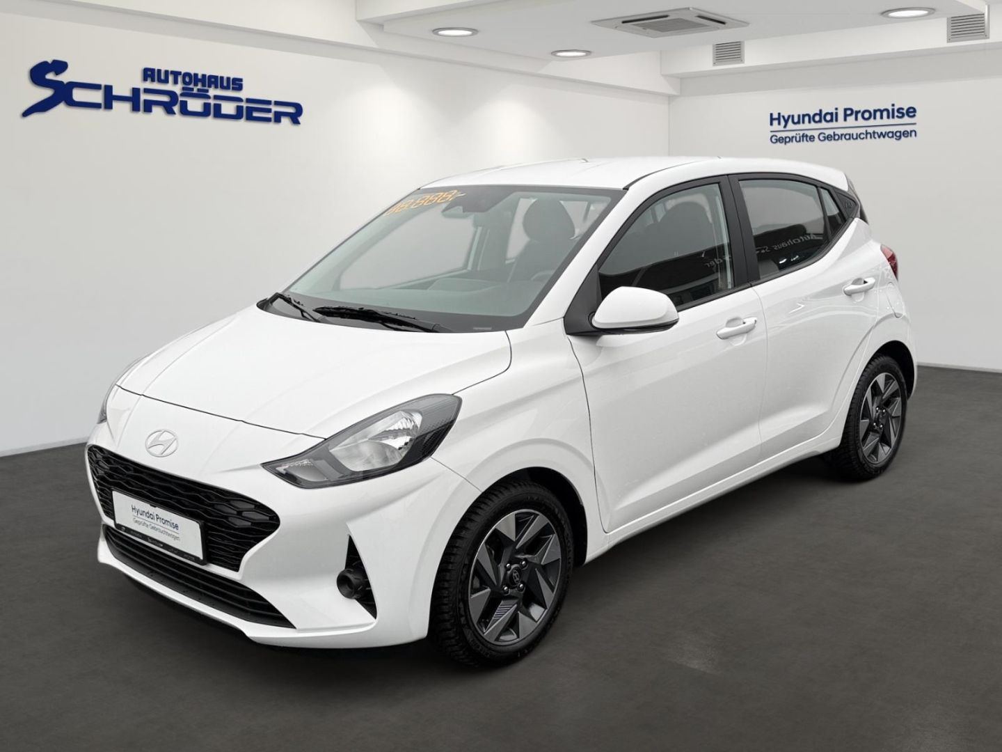 Fahrzeugabbildung Hyundai i10 FL 1.0 MT 2WD Trend Klima Parksensoren