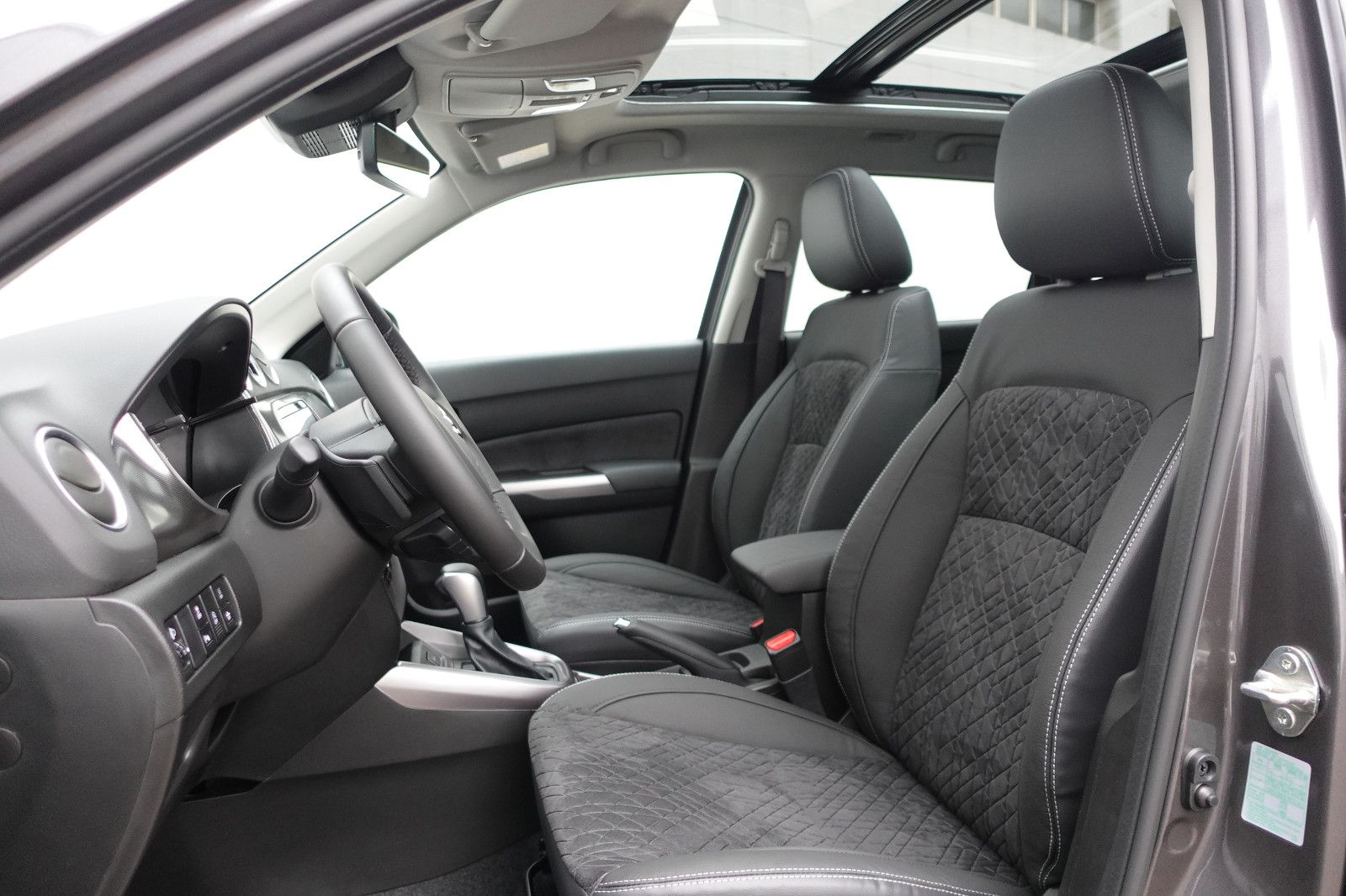 Fahrzeugabbildung Suzuki Vitara 1.4 Automatik Comfort+,NAVI,Schiebedach