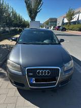 Audi A3 Sportback Quattro 3.2 V6 - Audi quattro: V6