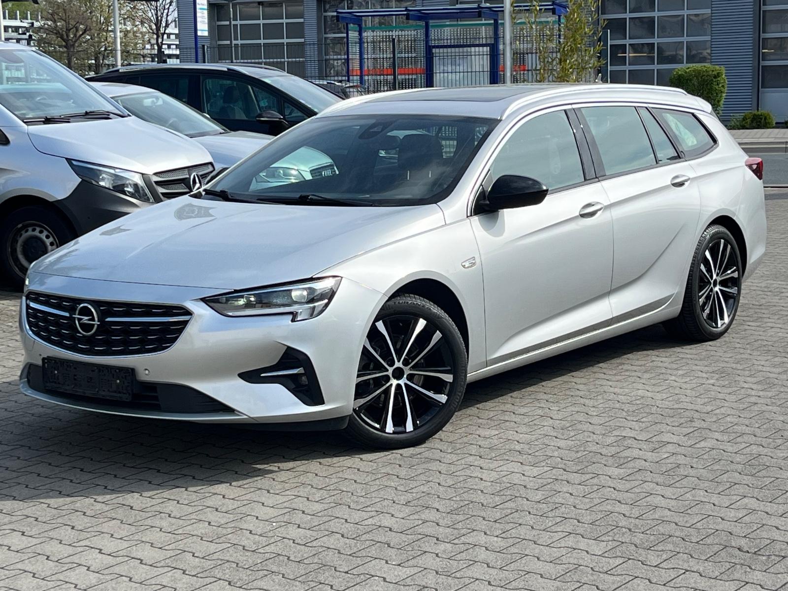 Opel Insignia B Sports Tourer Elegance 4x4*Pano*LED