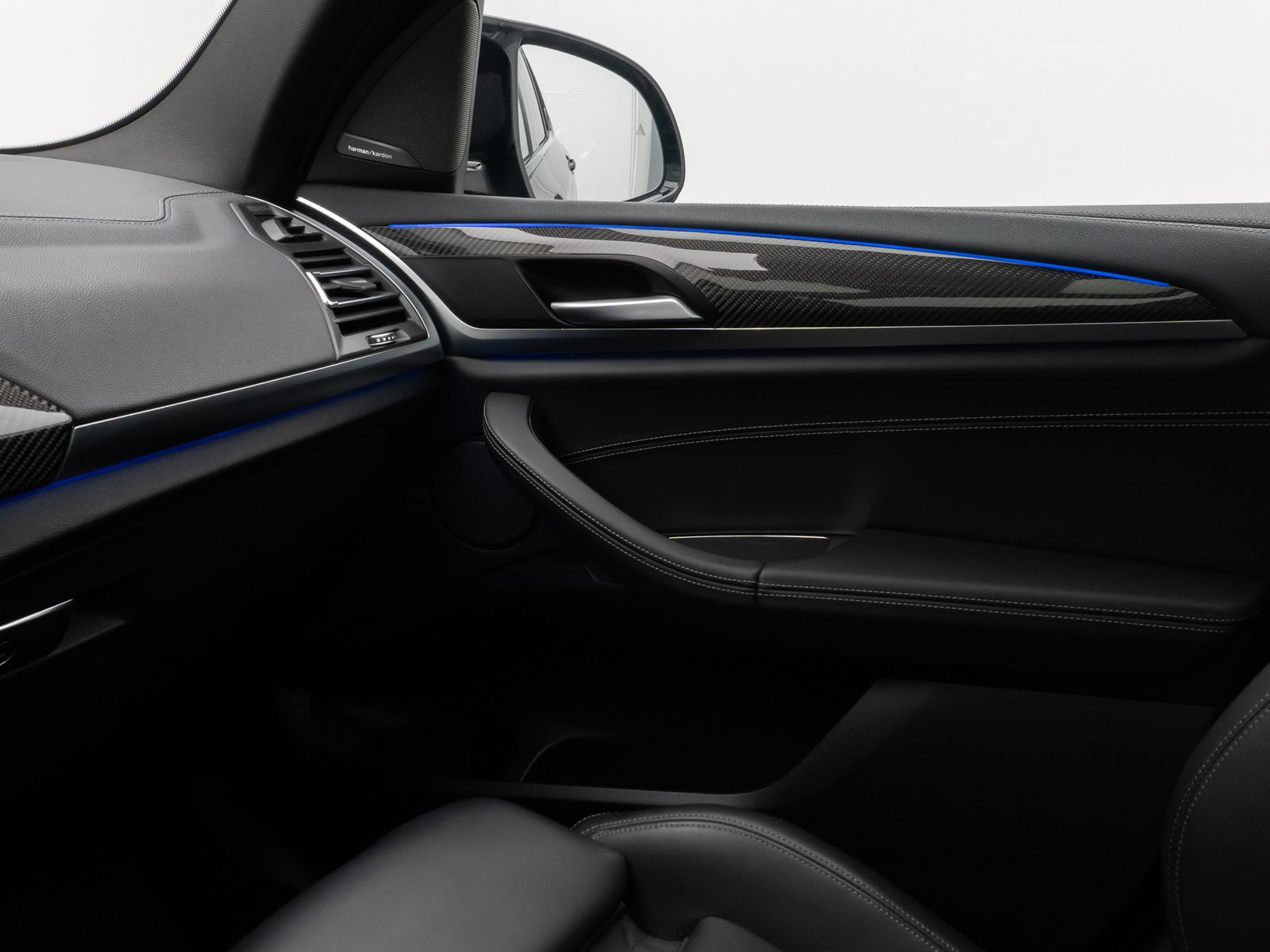 Fahrzeugabbildung BMW X3 M Competition Laser Panoram HUD DAB H/K 360°