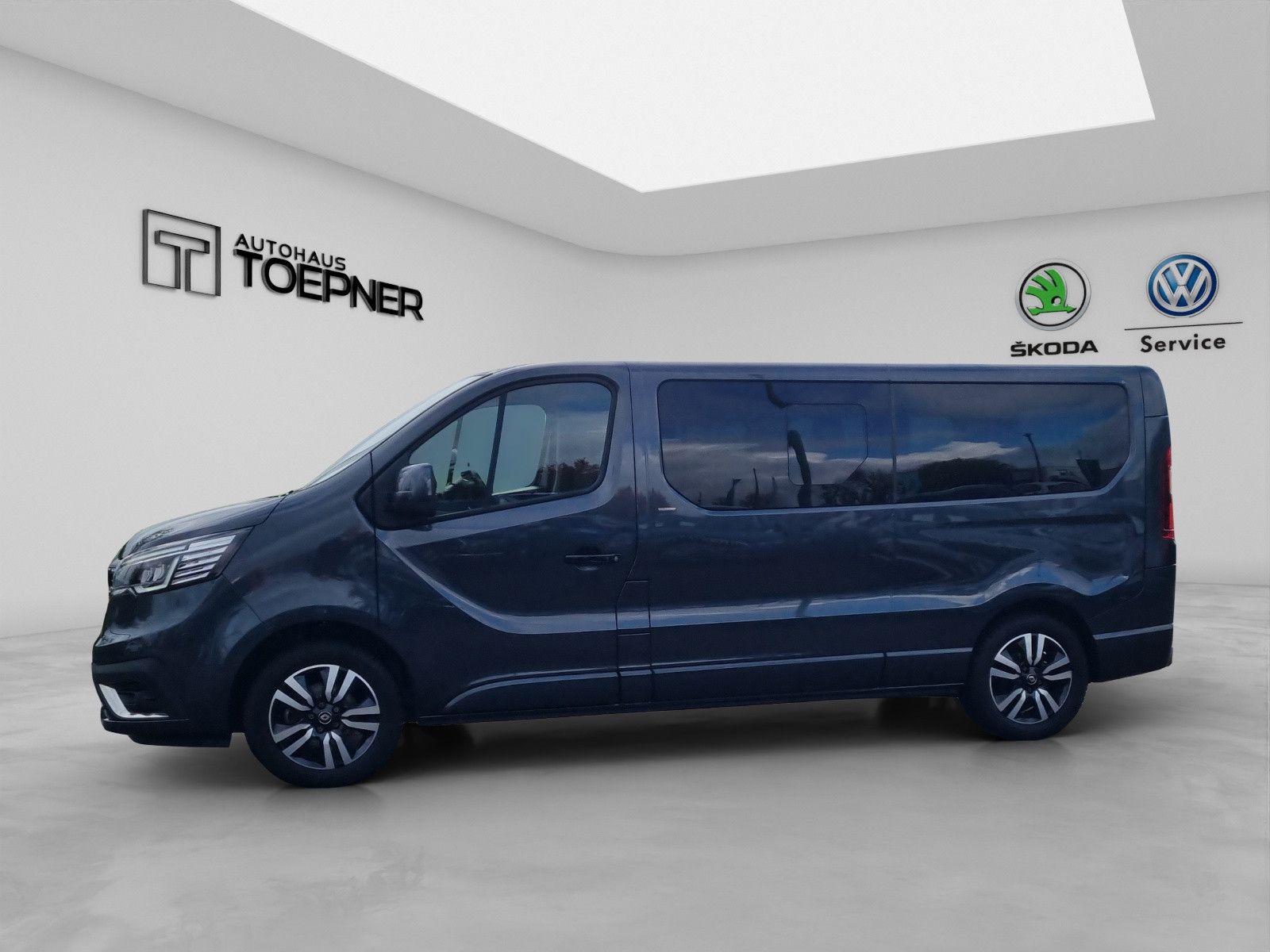 Fahrzeugabbildung Renault Trafic Combi L2H1 Grand SpaceClass 2,0 dCi autom
