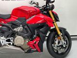 Ducati Streetfighter V4S - Offers