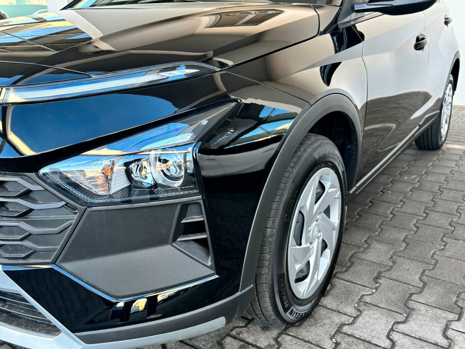 Fahrzeugabbildung Hyundai Bayon 1.0 T-GDI Select Kamera,Navi,PDC,Facelift