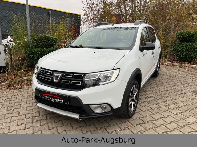 Dacia Sandero II Stepway Celebration*NAVI*CAM*Klimaaut