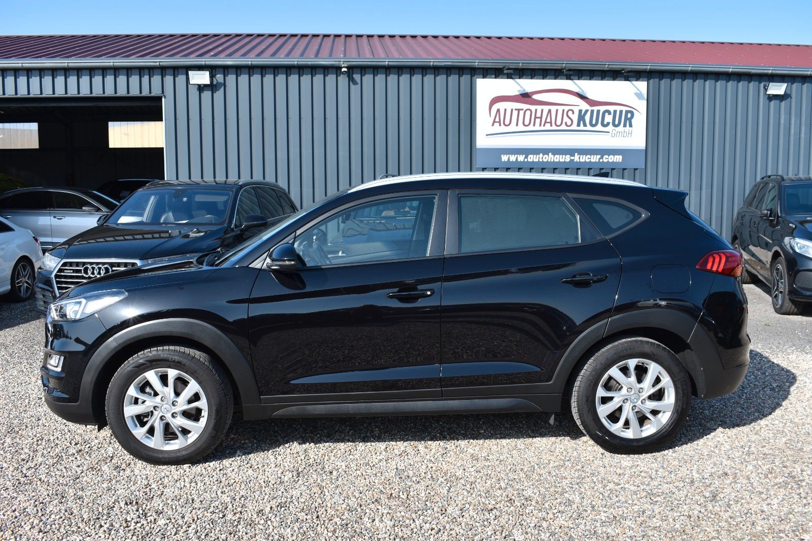 Fahrzeugabbildung Hyundai Tucson Trend 2WD Automatik Kamera AHK