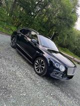 Bentley Bentayga 6.0 W12 4WD Autom. - - Bentley Gebrauchtwagen in Frankfurt