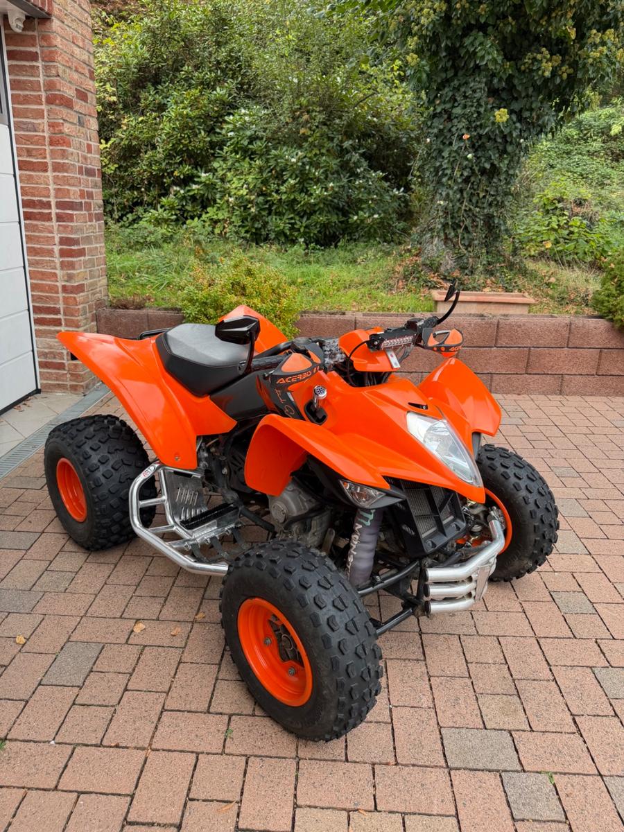Kymco  2011 — вигляд ззаду