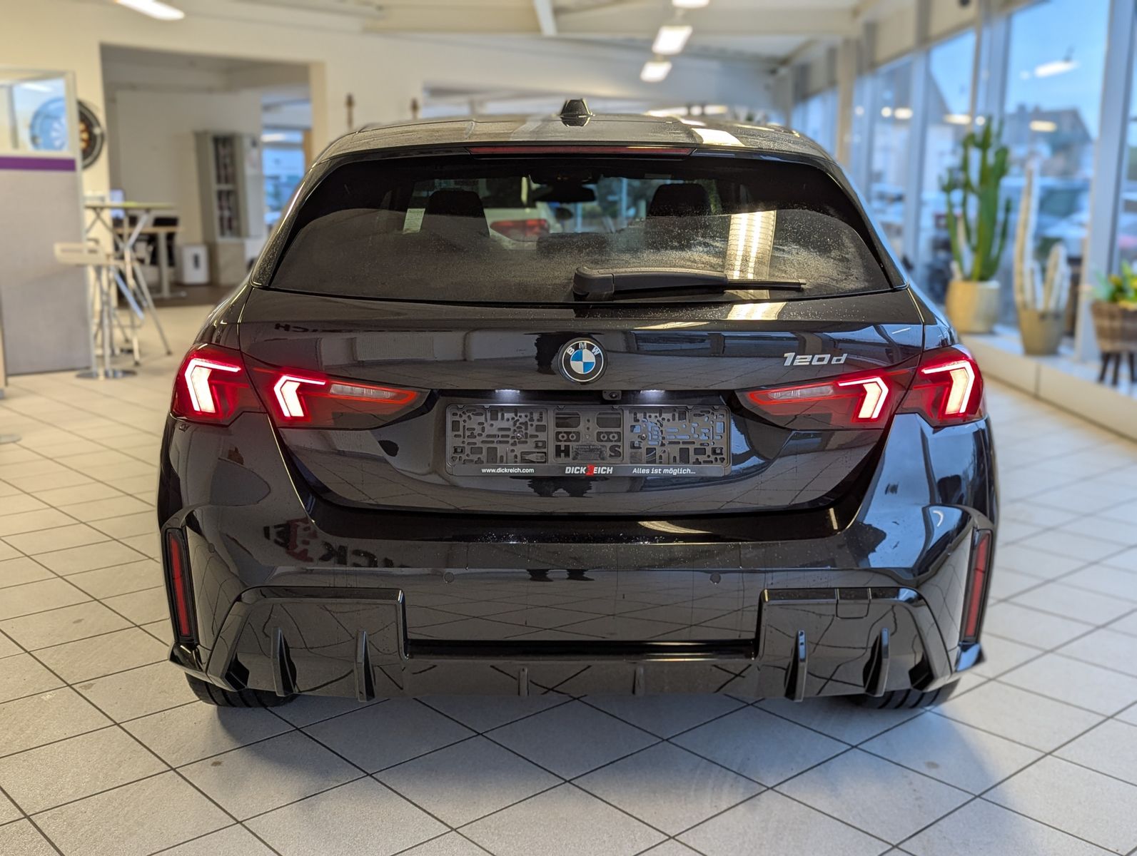 BMW 120 d M-Sport Panorama Driving Assistan-Plus AHK - Image 6