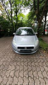 Fiat FIAT Punto 1.2 Benzin - Fiat Punto in Düsseldorf