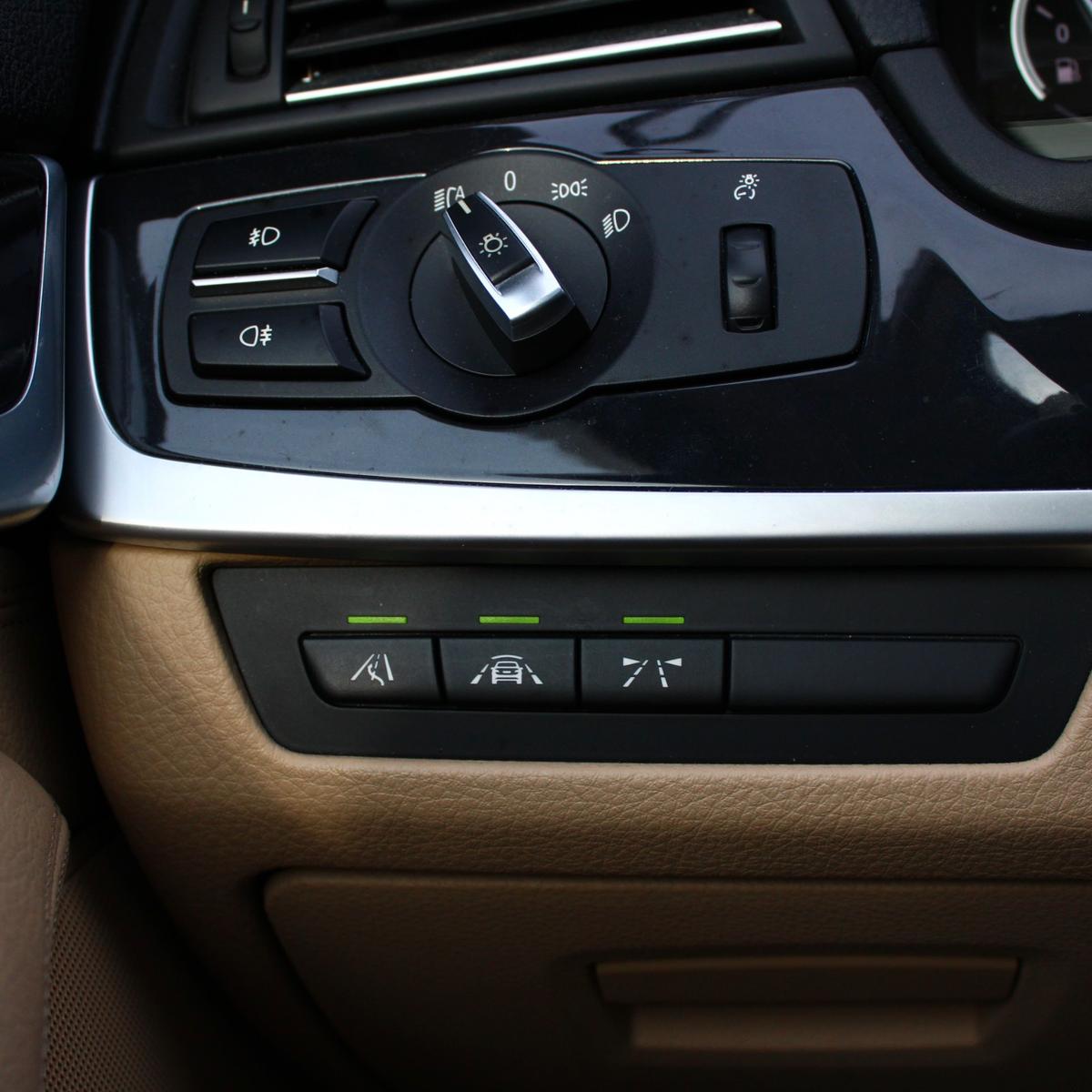 BMW 530d xDrive Touring LCI | Panorama | Scheckheft