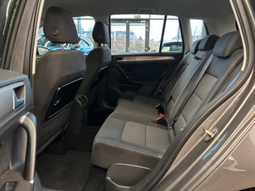 MYAUTOCENTER – Gebraucht- und Jahreswagen mit Werkstattservice in Pfaffenhofen Volkswagen Golf Sportsvan VII Comfortline BMTStart-Stopp