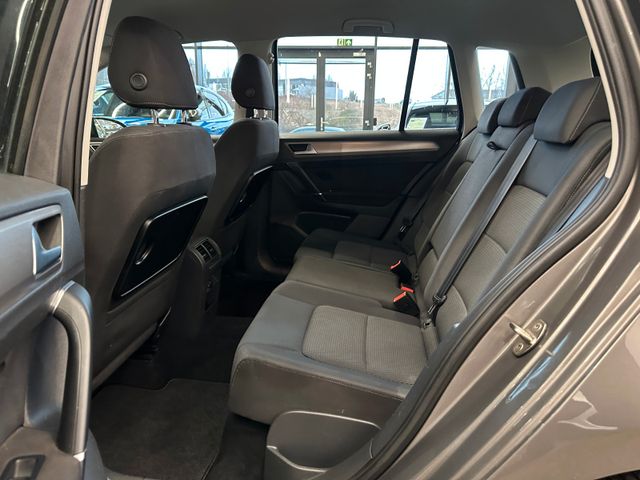 MYAUTOCENTER – Gebraucht- und Jahreswagen mit Werkstattservice in Pfaffenhofen Volkswagen Golf Sportsvan VII Comfortline BMTStart-Stopp