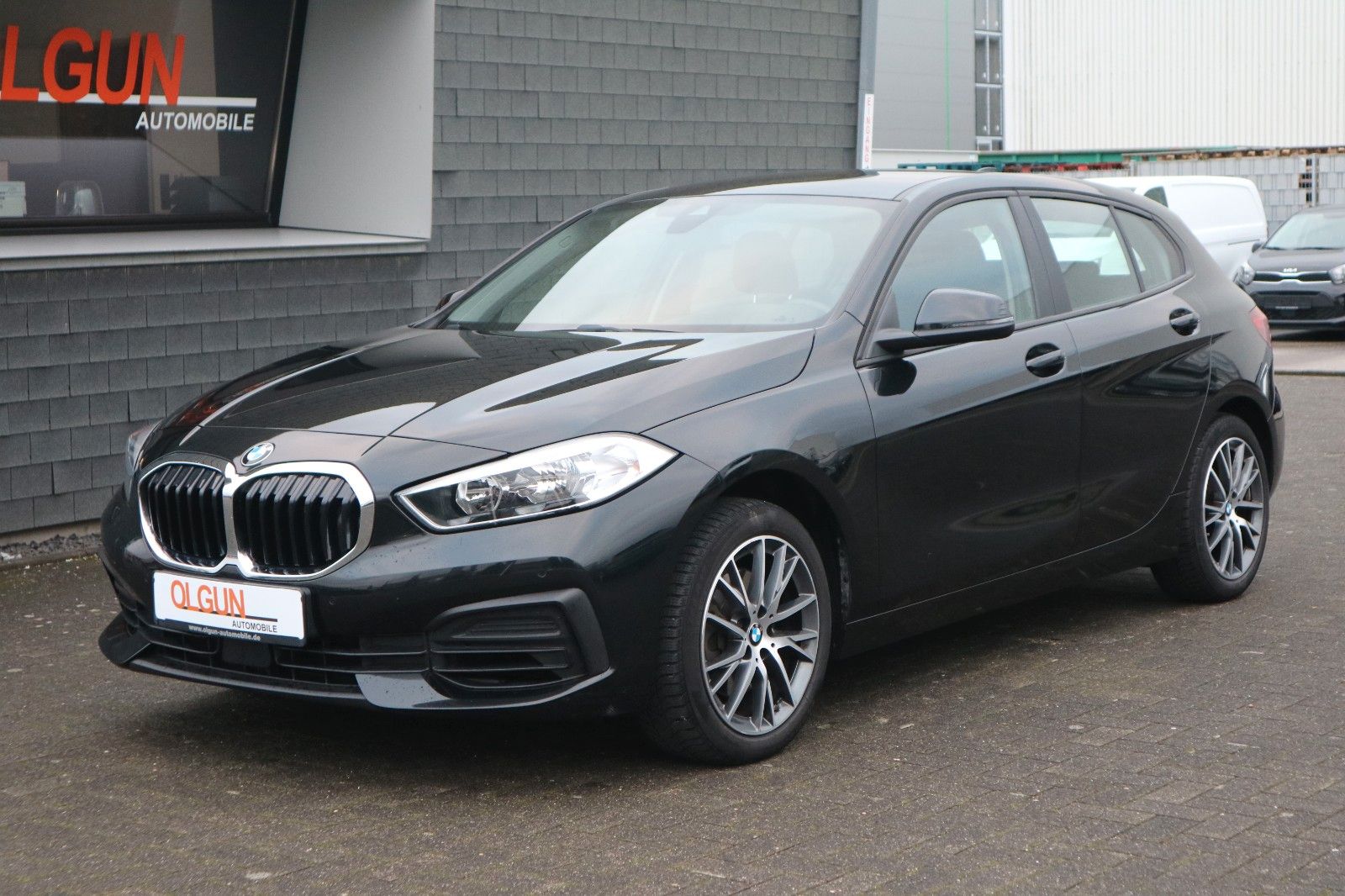 BMW 116 i *PDC*SHZ*NAVI*LIVE*