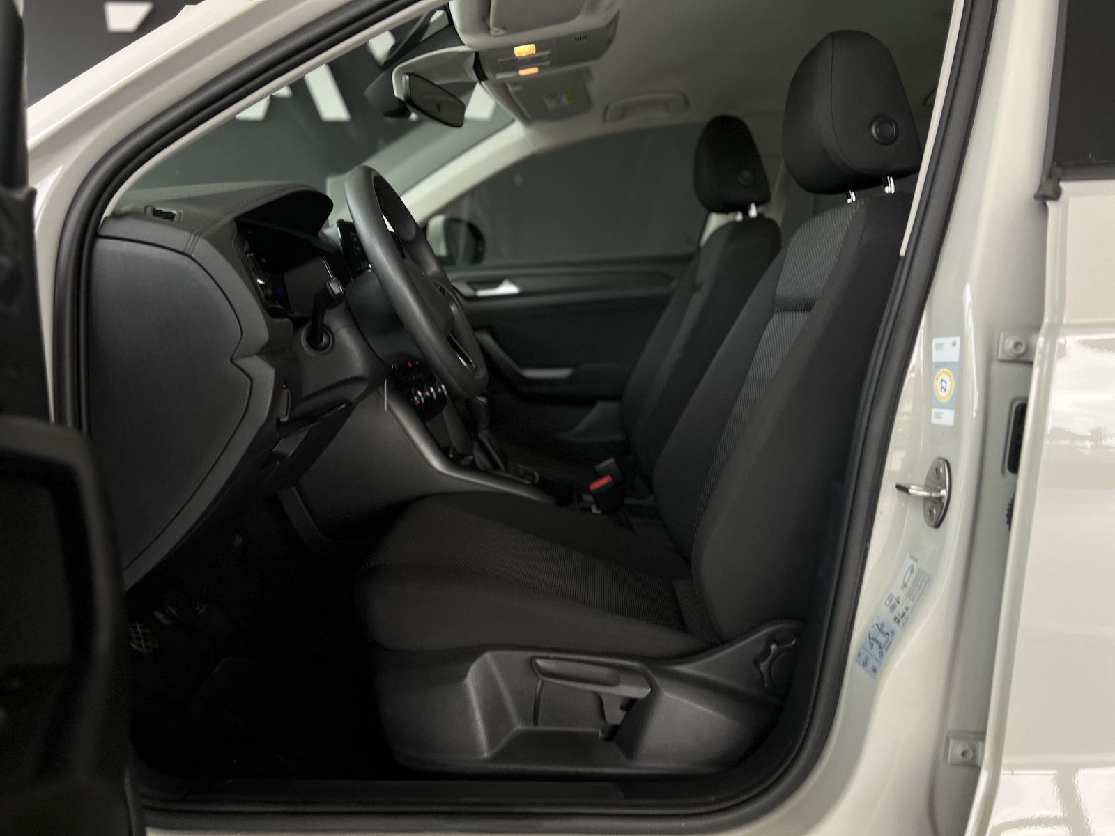 Volkswagen T-Roc 2.0 TDI*AHK*LED*PDC* foto 8