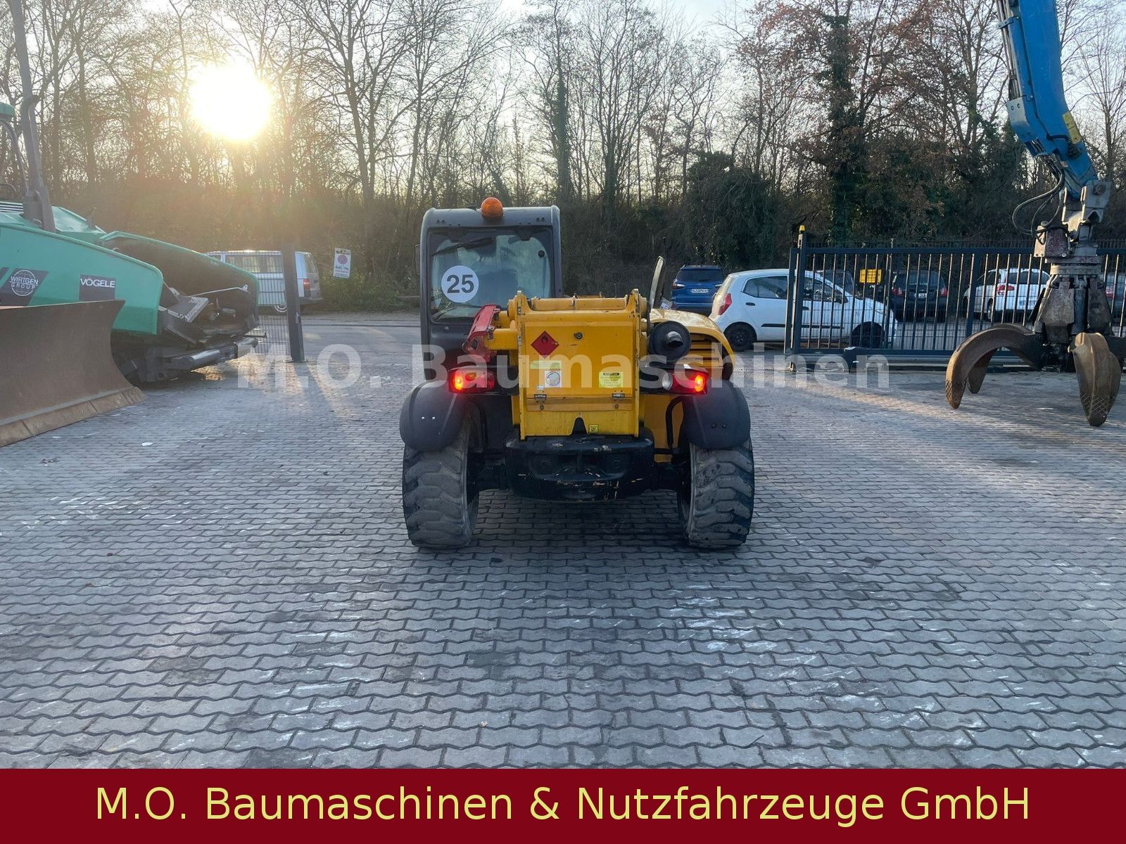 Fahrzeugabbildung Manitou MT 625 / SW / Gabel / 2,5 t / 6m / 4x4 /