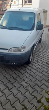 Peugeot Elektroauto Peugeot Partner Lieferwagen 19... - Lieferwagen gebraucht