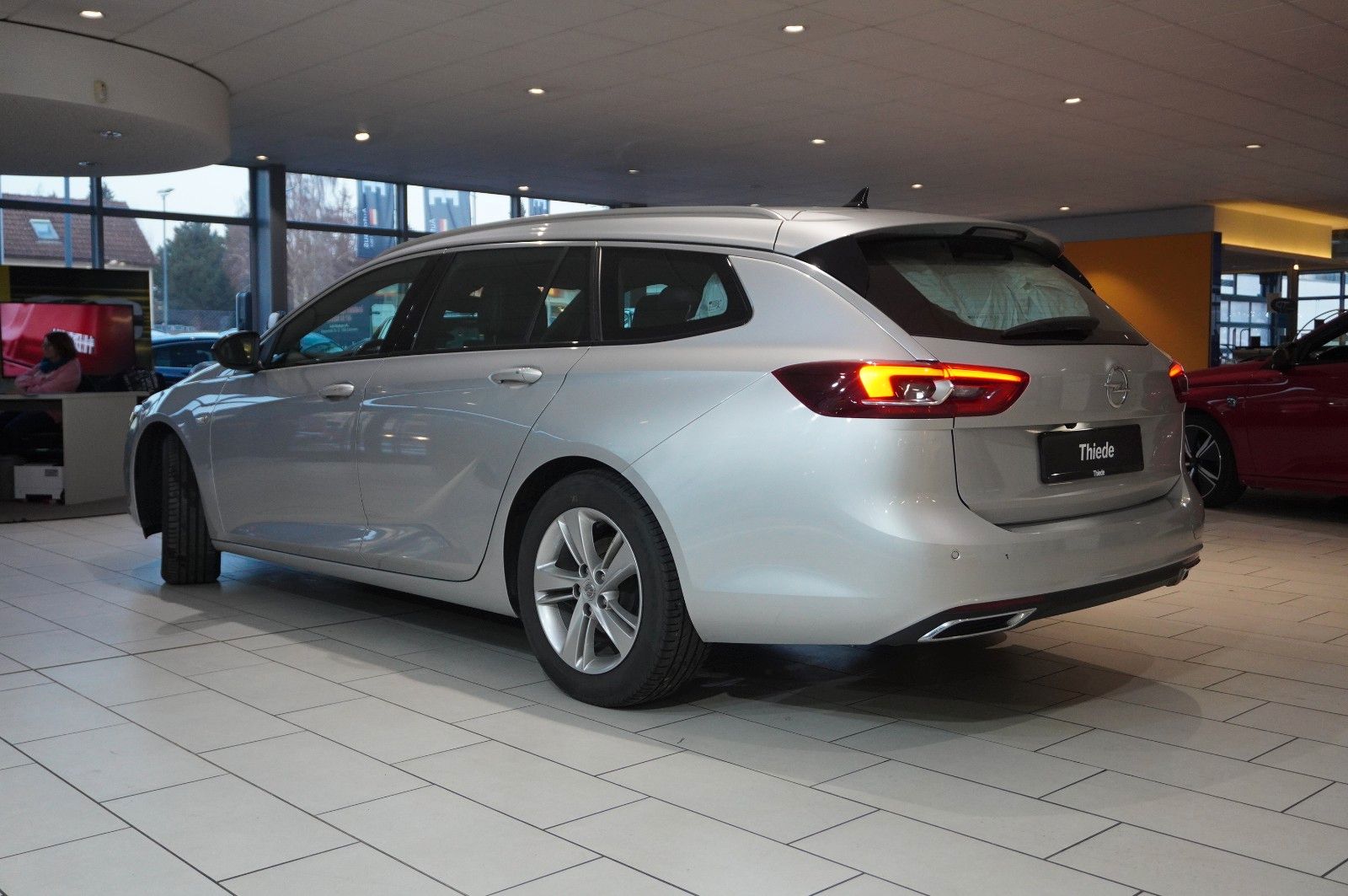 Fahrzeugabbildung Opel Insignia B ST 2.0D ELEGANCE NAVI/LED/KAMERA/HUD