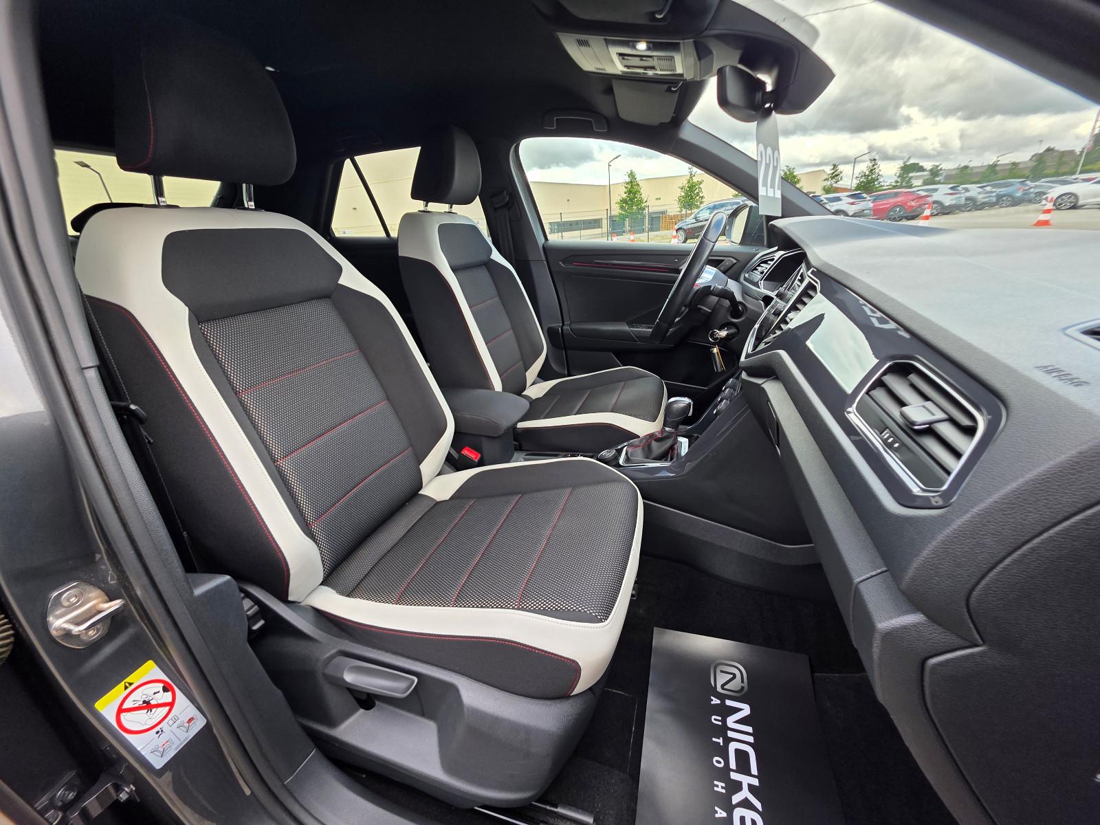Volkswagen T-Roc Sport 4Motion*Kamera*LED*AHK*Navi*ACC*2.Hd