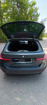 BMW 330d xDrive Touring Advantage Automatic Adva... - BMW 330 von privat