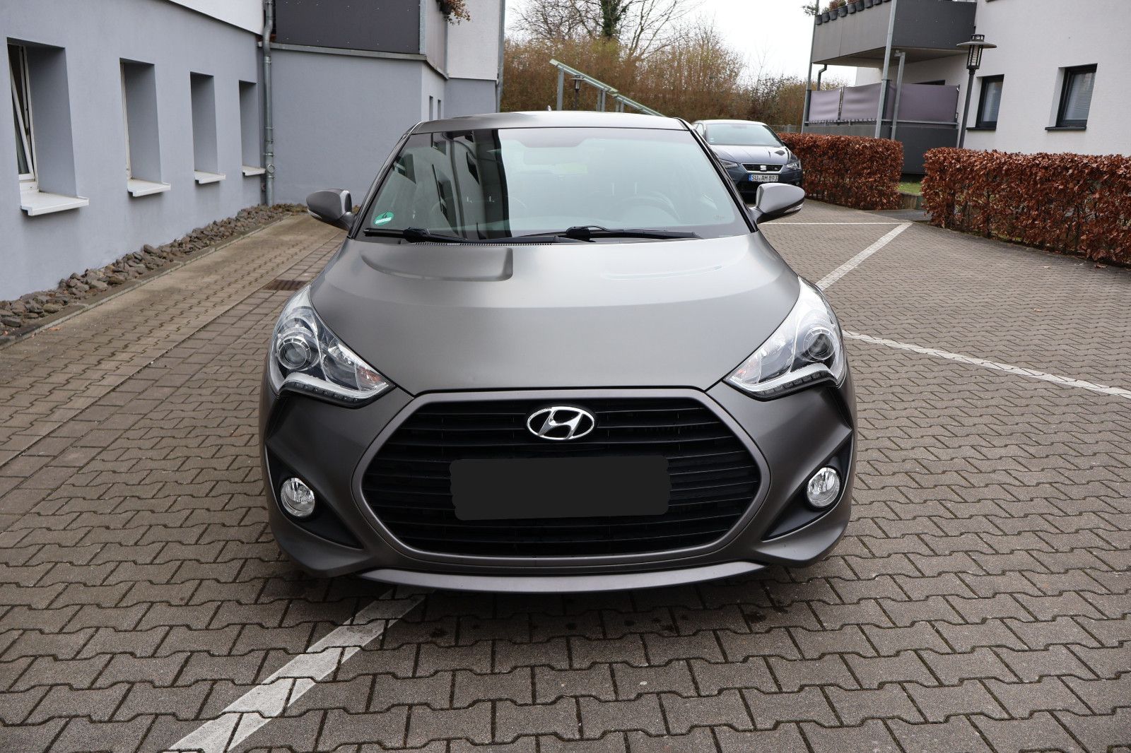 HYUNDAI Veloster
