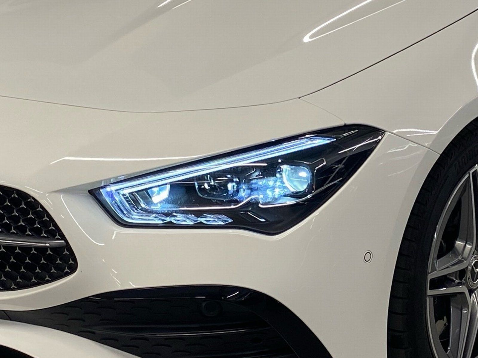 Fahrzeugabbildung Mercedes-Benz CLA 220 d AMG Plus*Pano*HUD*360*Distro*Multibeam
