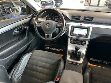 Volkswagen Passat *Sport-Paket*Tempo*Navi*PDC*BI-XENON*