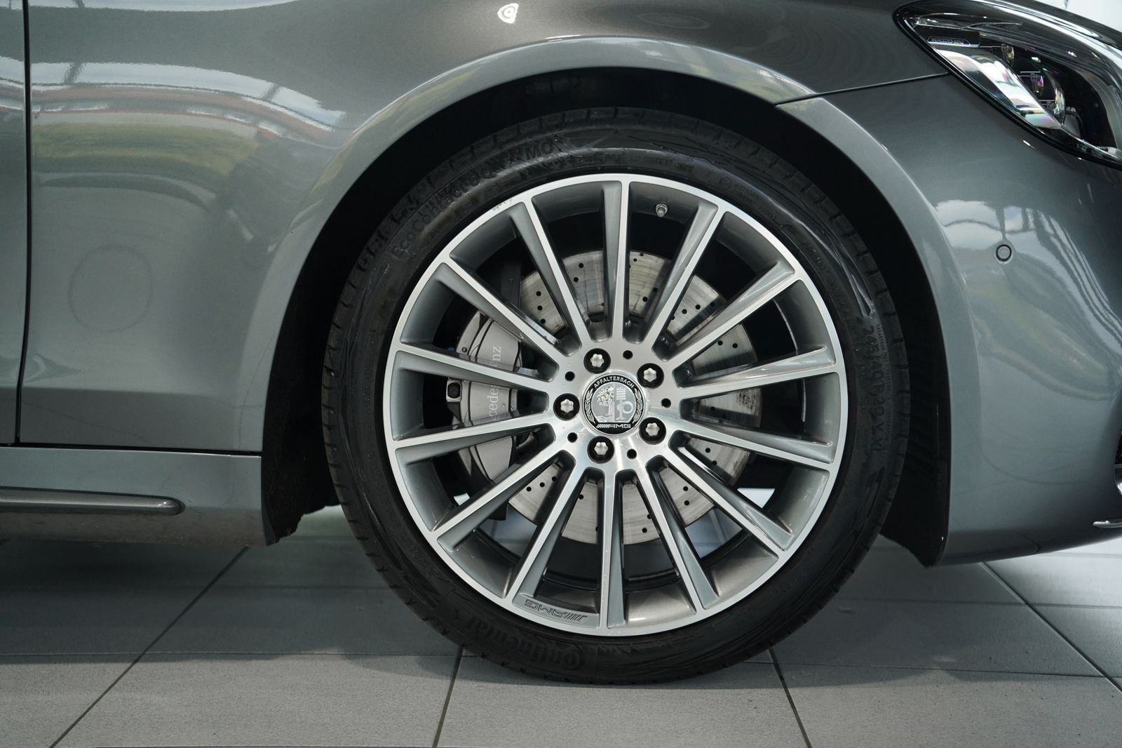Mercedes Benz S 560