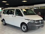 Volkswagen T6.1 Transporter Kombi lang FWD · AHK · 9 Sitzer