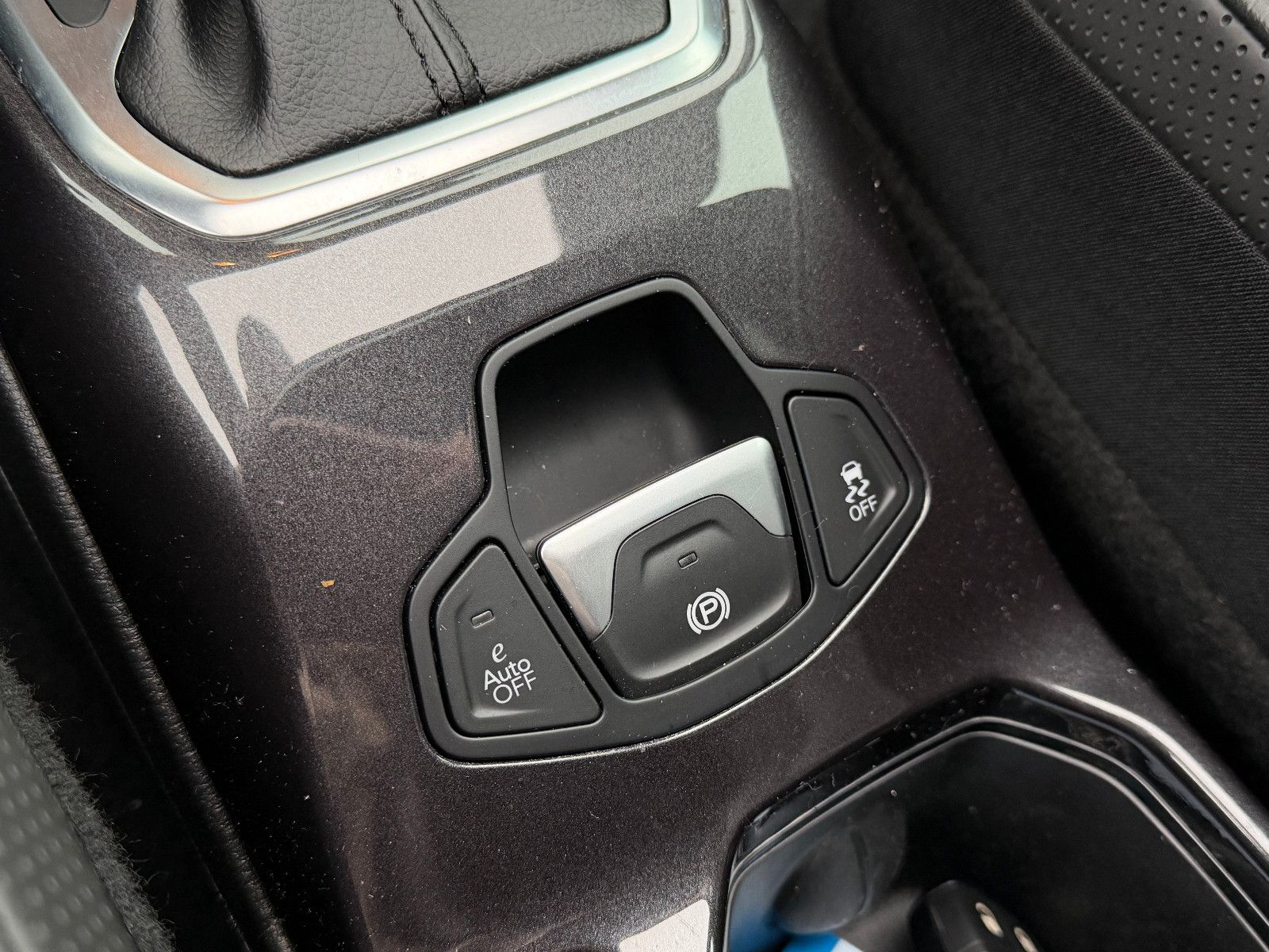 Fahrzeugabbildung Jeep Renegade Longitude Mild-Hybrid FWD/PANO/NAVI/KAM