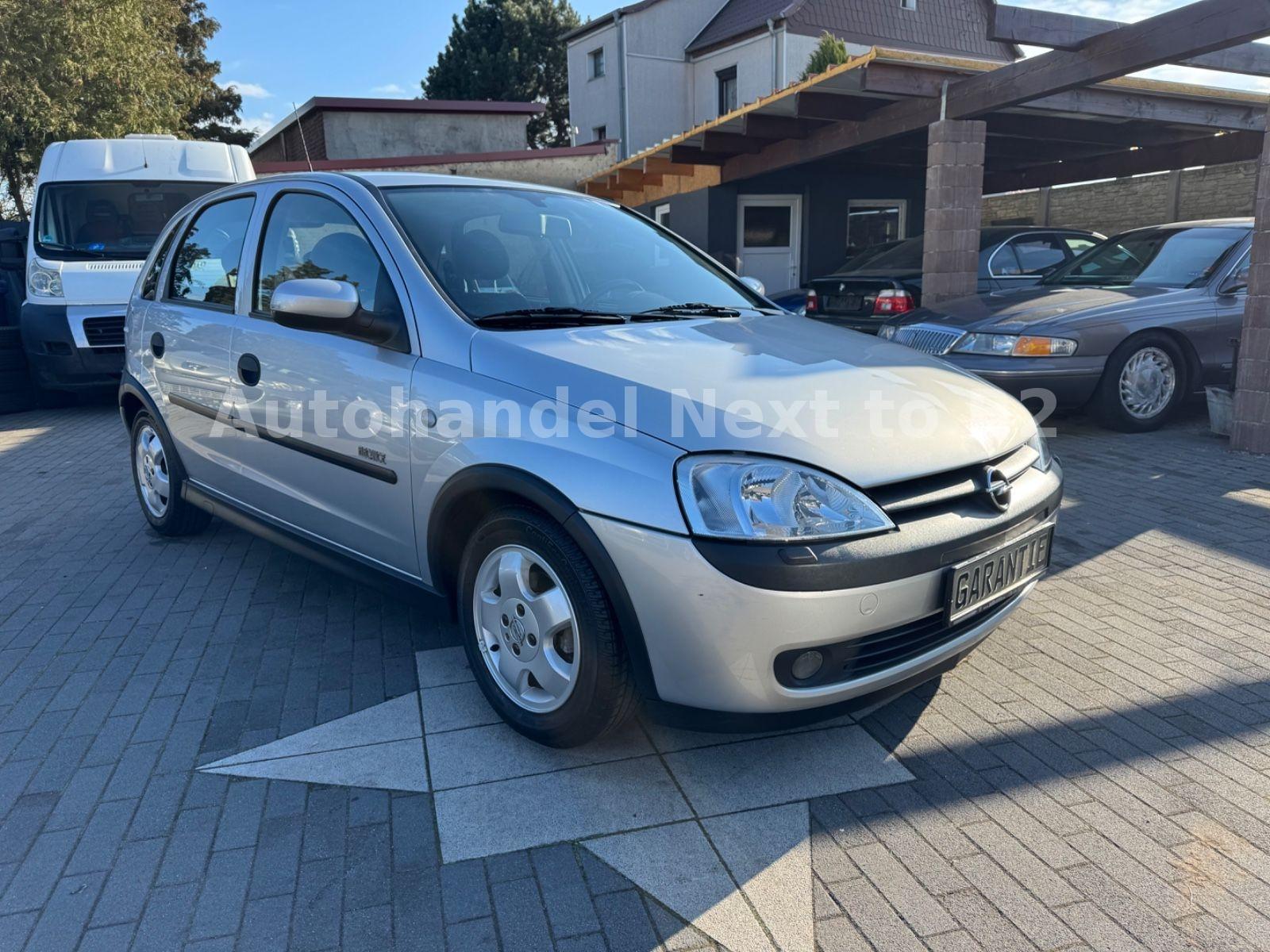Opel Corsa 1.2 16V Elegance