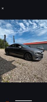 Mercedes-Benz Mercedes CLA180 - Mercedes-Benz CLA 180: Von Privat