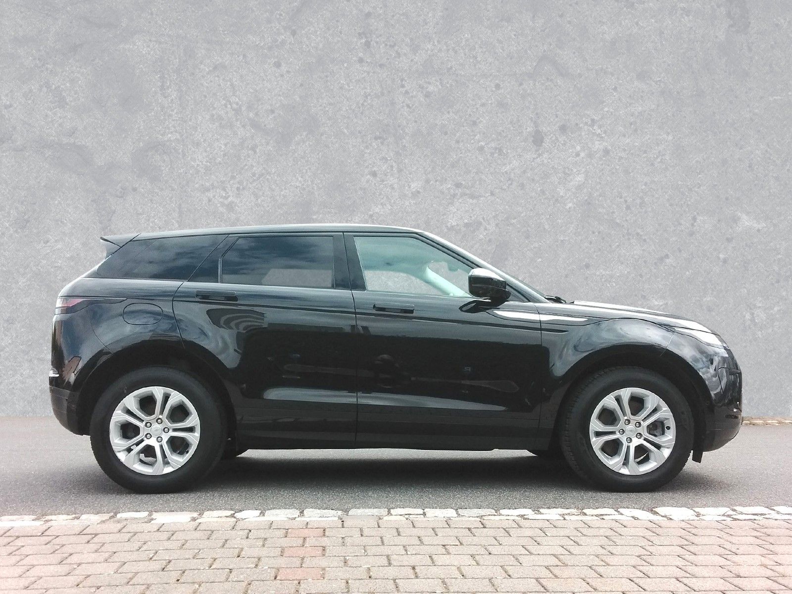 Fahrzeugabbildung Land Rover Range Rover Evoque D165 S