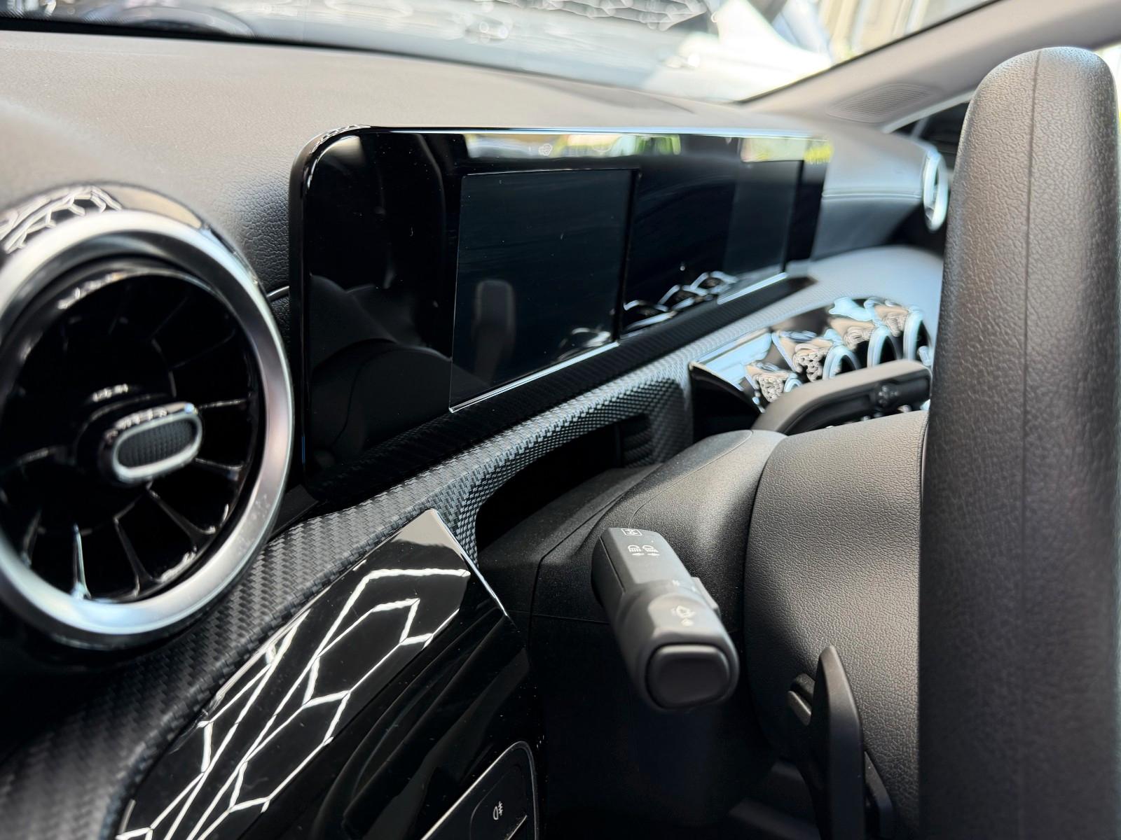 Mercedes-Benz A250e8G-DCT Style+Navi+LED+Rfkm.+MBUX-Paket