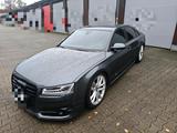 Audi S8+ 2017 700PS  TÜV NEU 2 Hand Super ... - Audi S8 in Essen
