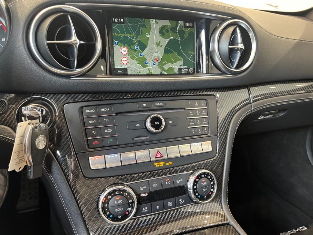 Mercedes-Benz SL 63 AMG