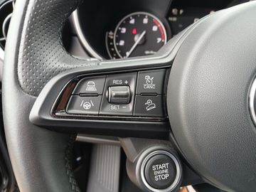 Alfa Romeo Stelvio Ti Q4 2.0 Turbo 16V +KeyLess+Kam.+SHZ