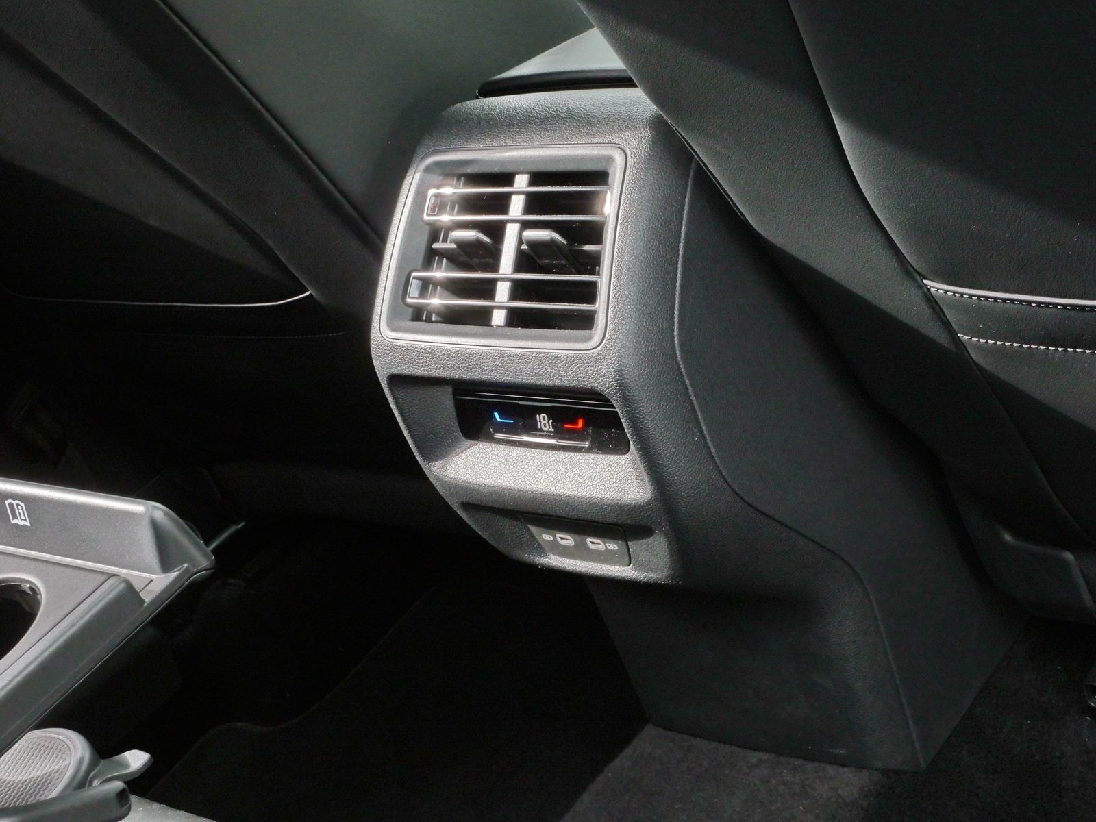 Volkswagen Tiguan - Bild 17