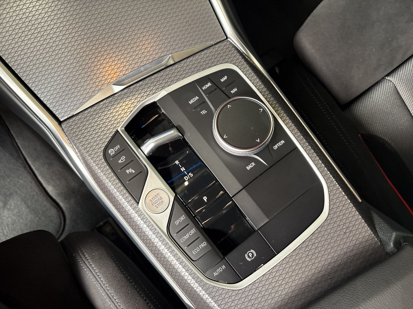 BMW 330 - Bild 13