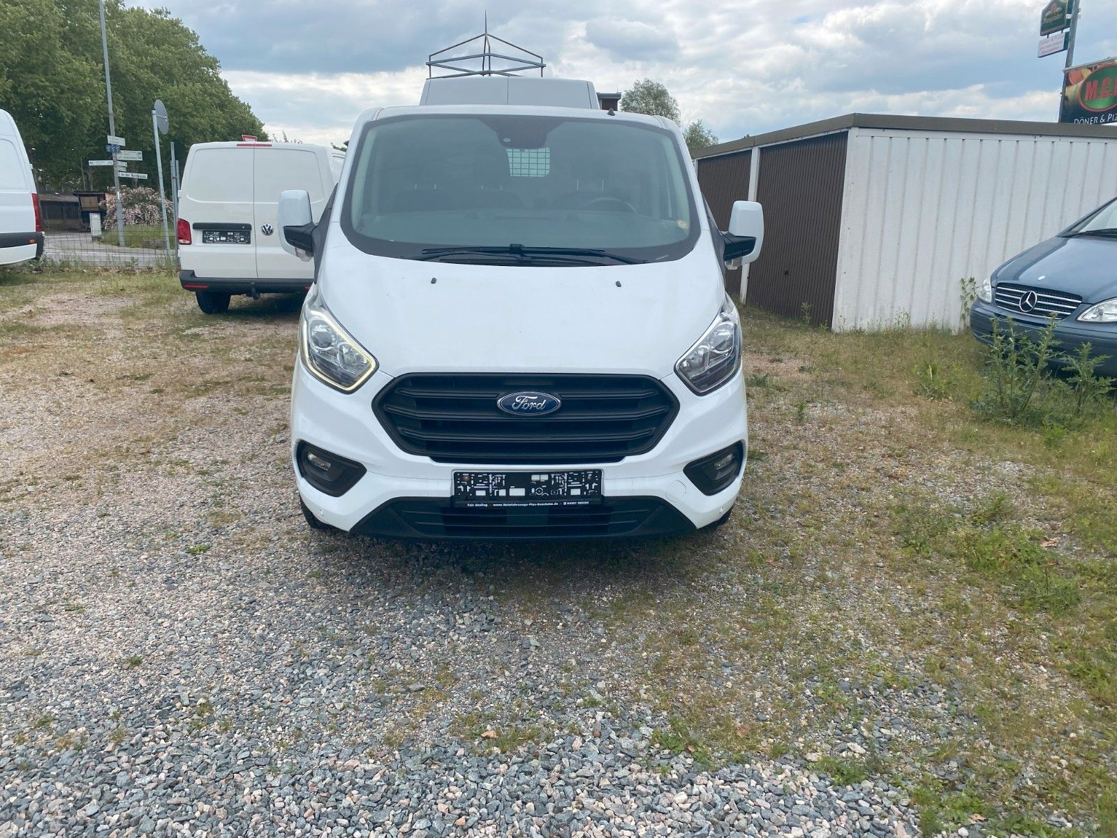 Fahrzeugabbildung Ford Transit Custom Kasten 300 L2 Trend,AHK,Automatic